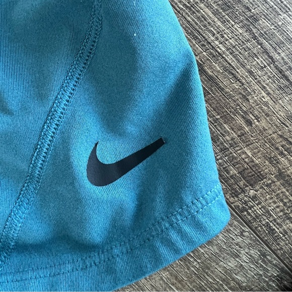 Nike Dri-Fit Strappy Back Tank Top - Picture 3 of 3